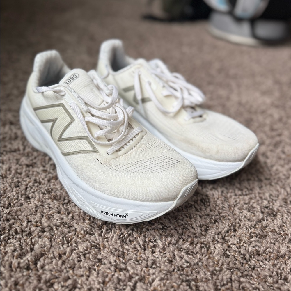 Women’s New Balance 1080’s